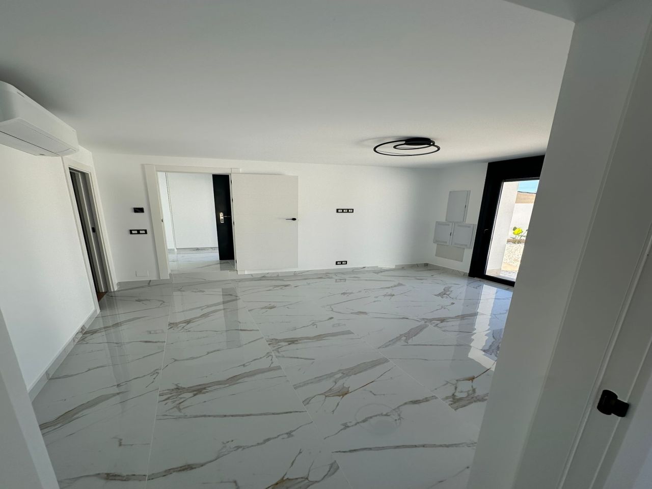 4 Bed, 4 Bath, HouseFor Sale, Rojales, Alicante