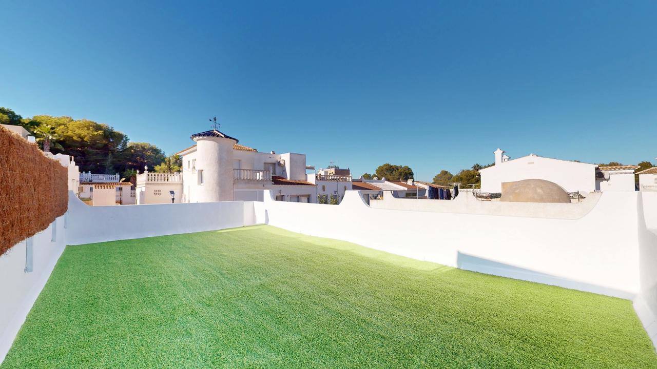 2 Bed, 1 Bath, HouseFor Sale, Villamartin, Alicante