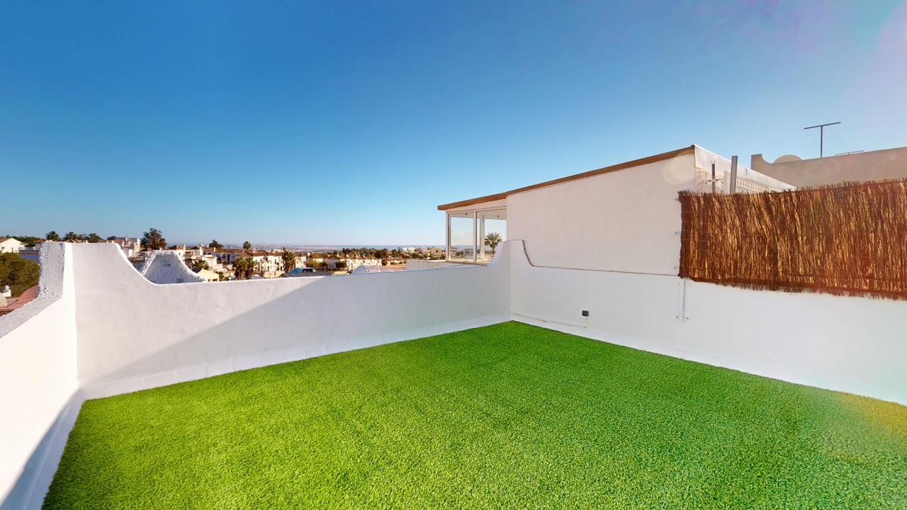2 Bed, 1 Bath, HouseFor Sale, Villamartin, Alicante