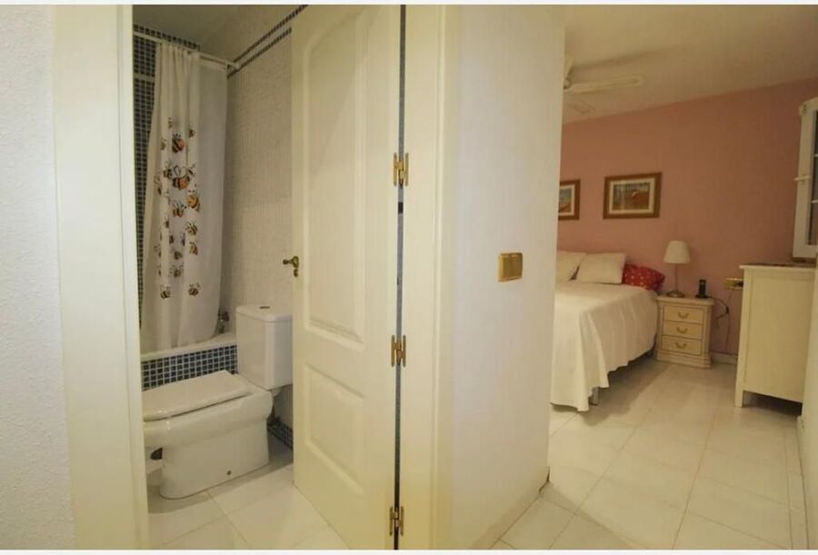2 Bed, 2 Bath, ApartmentFor Sale, Torrevieja, Alicante