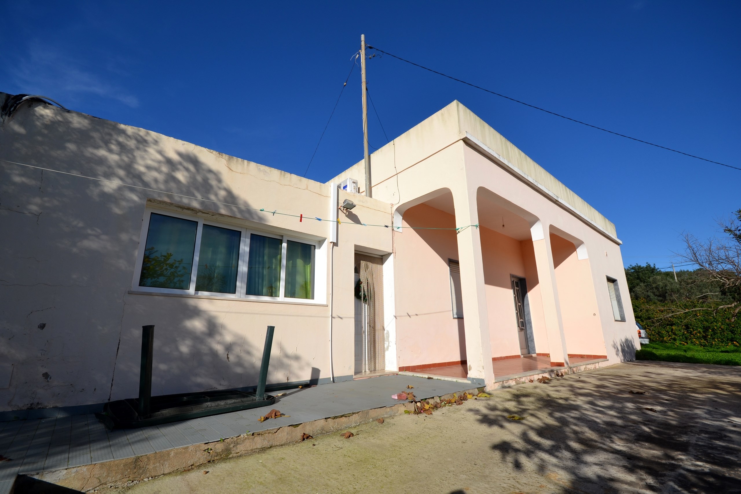 4 Bed, 2 Bath, HouseFor Sale, Loulé, Faro, 8100-289