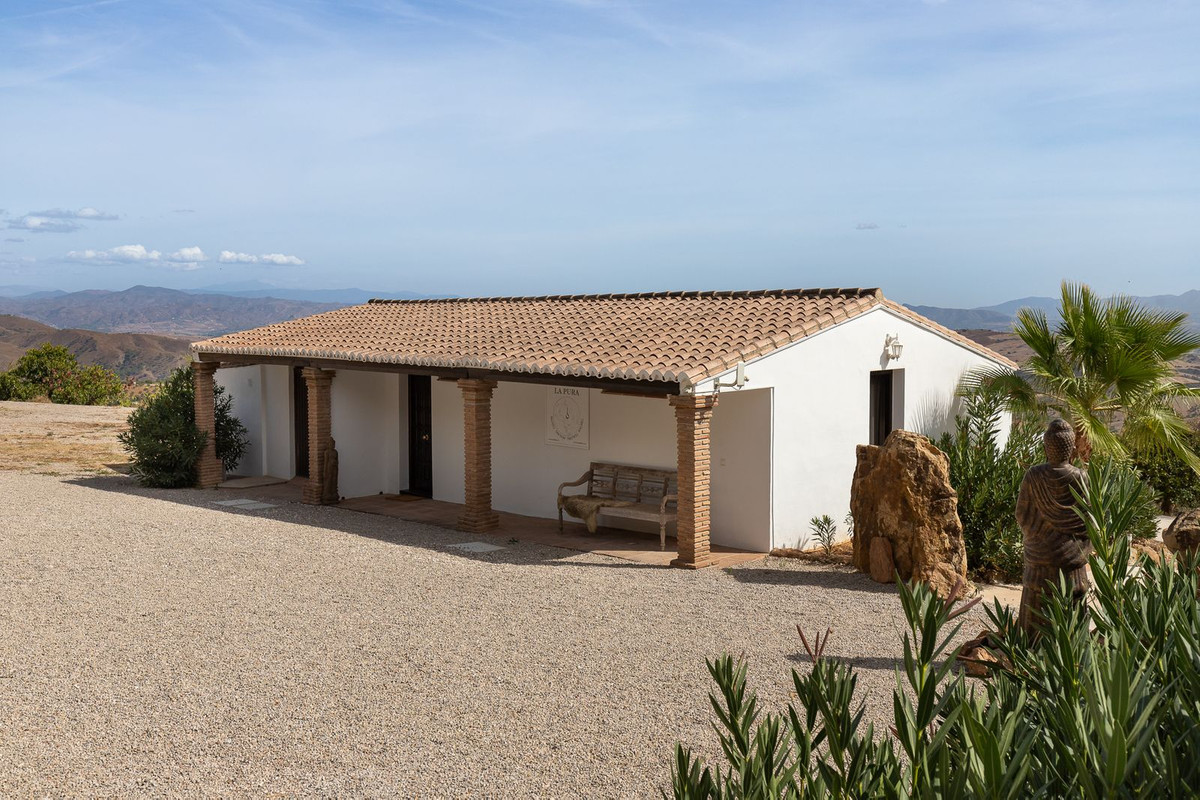 6 Bed, 6 Bath, HouseFor Sale, Casarabonela, Malaga