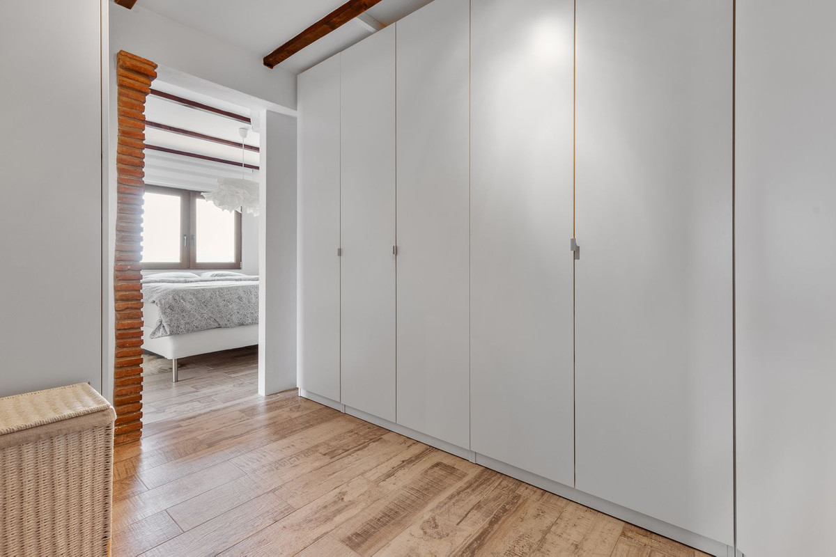 Commercial Property, For Sale