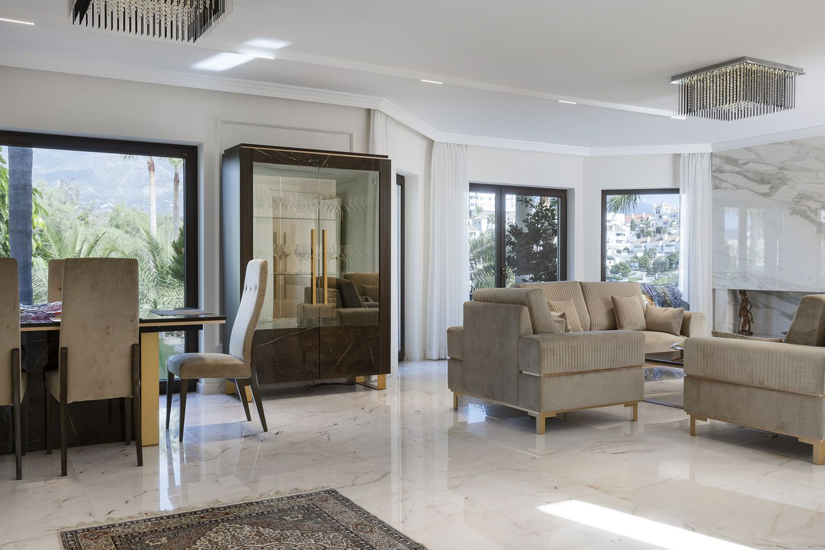 6 Bed, 4 Bath, HouseFor Sale, Mijas Golf, Malaga