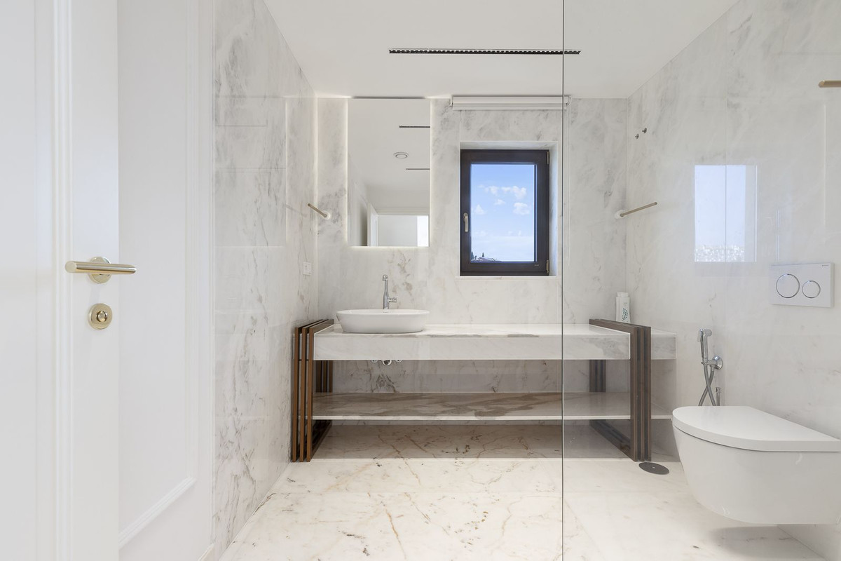 6 Bed, 4 Bath, HouseFor Sale, Mijas Golf, Malaga