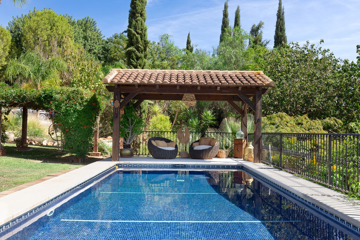 4 Bed, 4 Bath, HouseFor Sale, Alhaurín de la Torre, Malaga