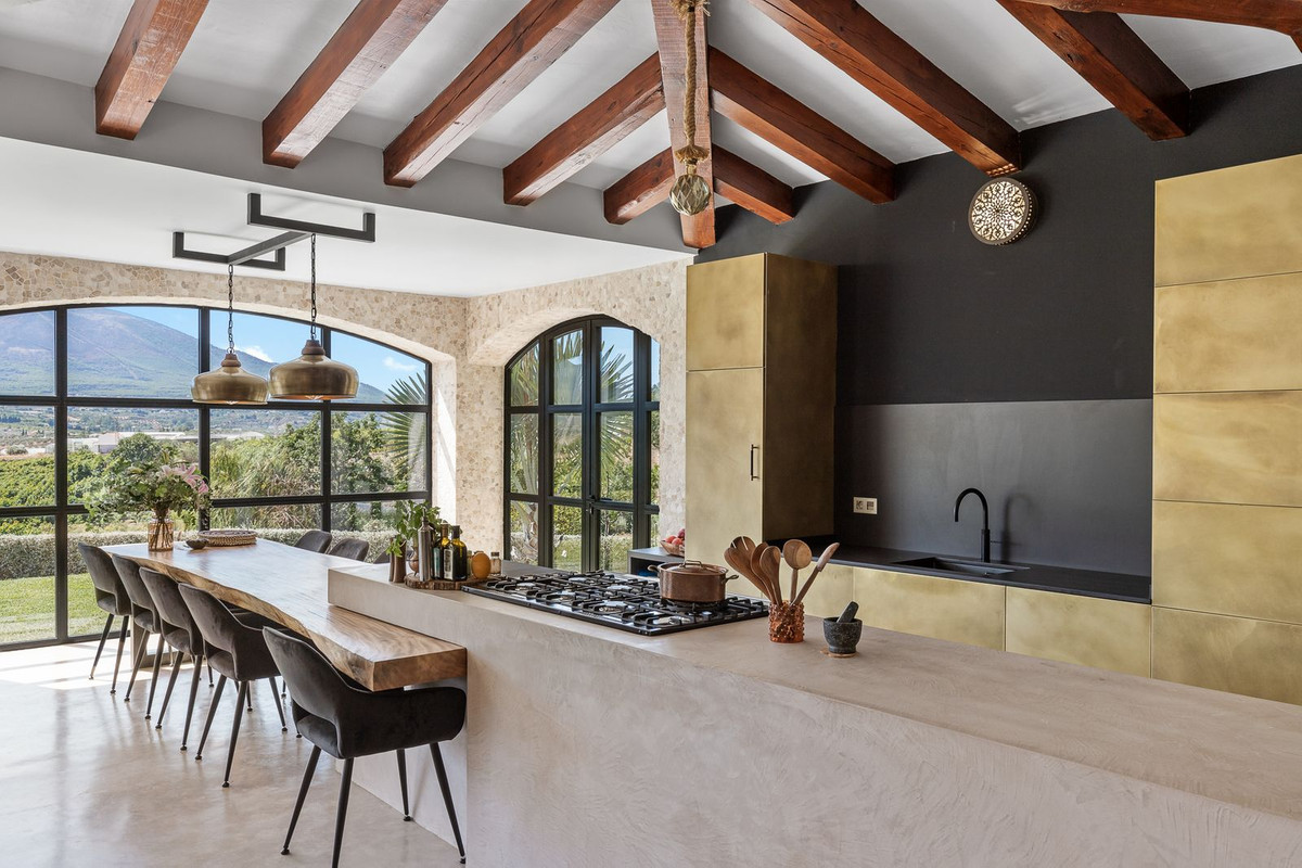 4 Bed, 4 Bath, HouseFor Sale, Alhaurin el Grande, Malaga