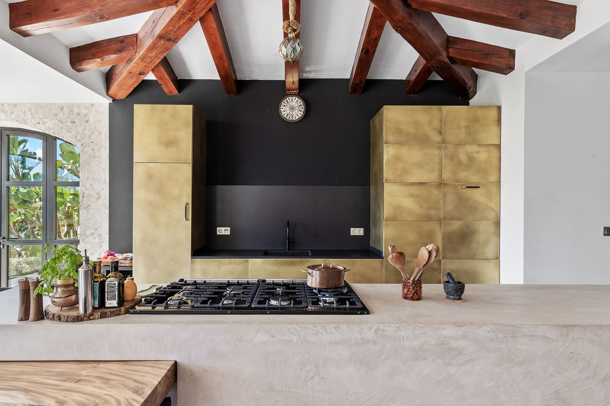 4 Bed, 4 Bath, HouseFor Sale, Alhaurin el Grande, Malaga