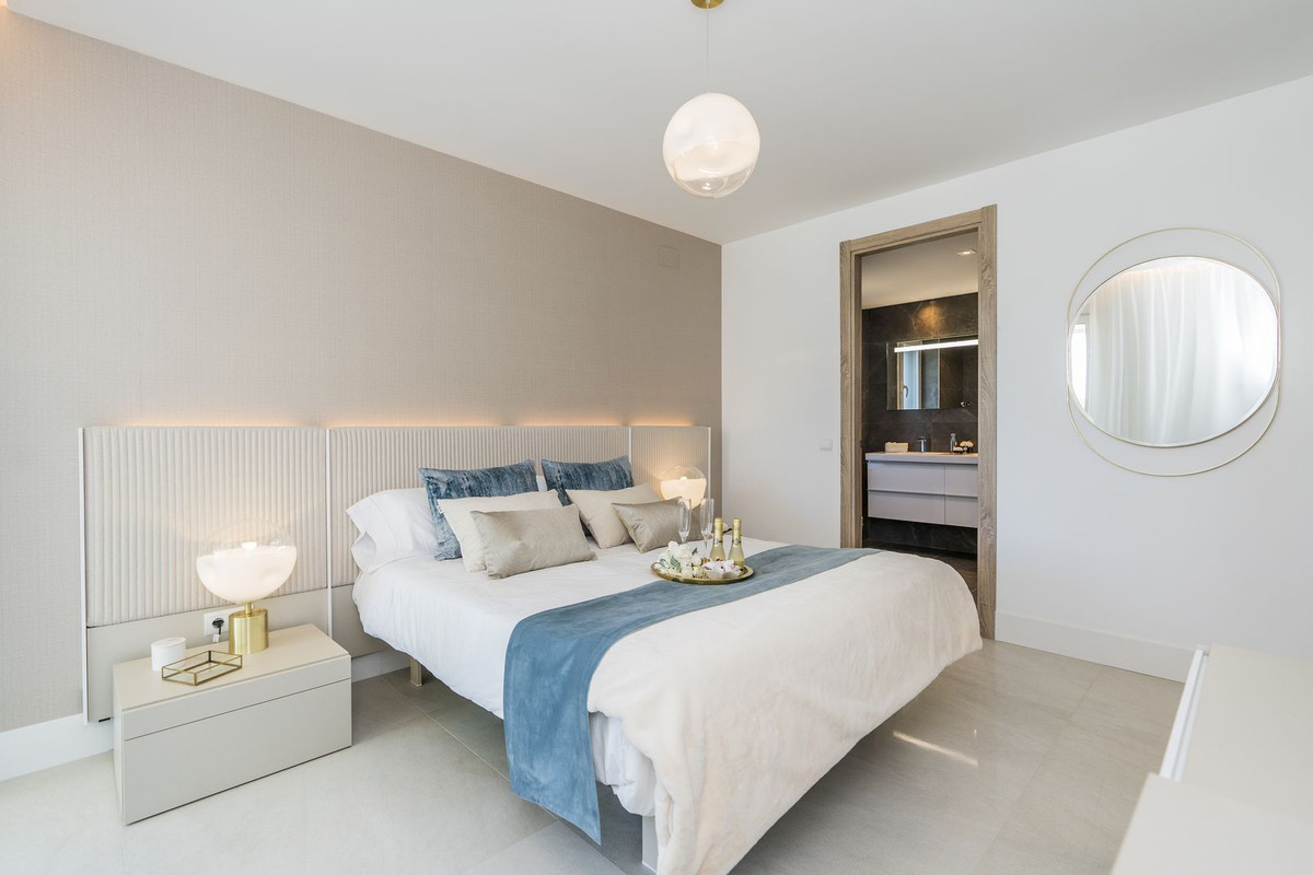 2 Bed, 2 Bath, ApartmentFor Sale, San Roque, Cadiz