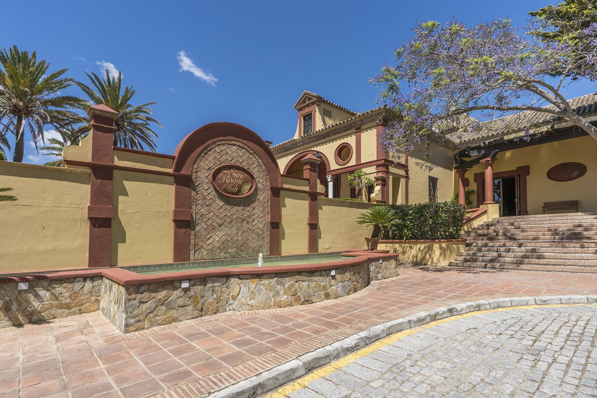 2 Bed, 2 Bath, ApartmentFor Sale, San Roque, Cadiz