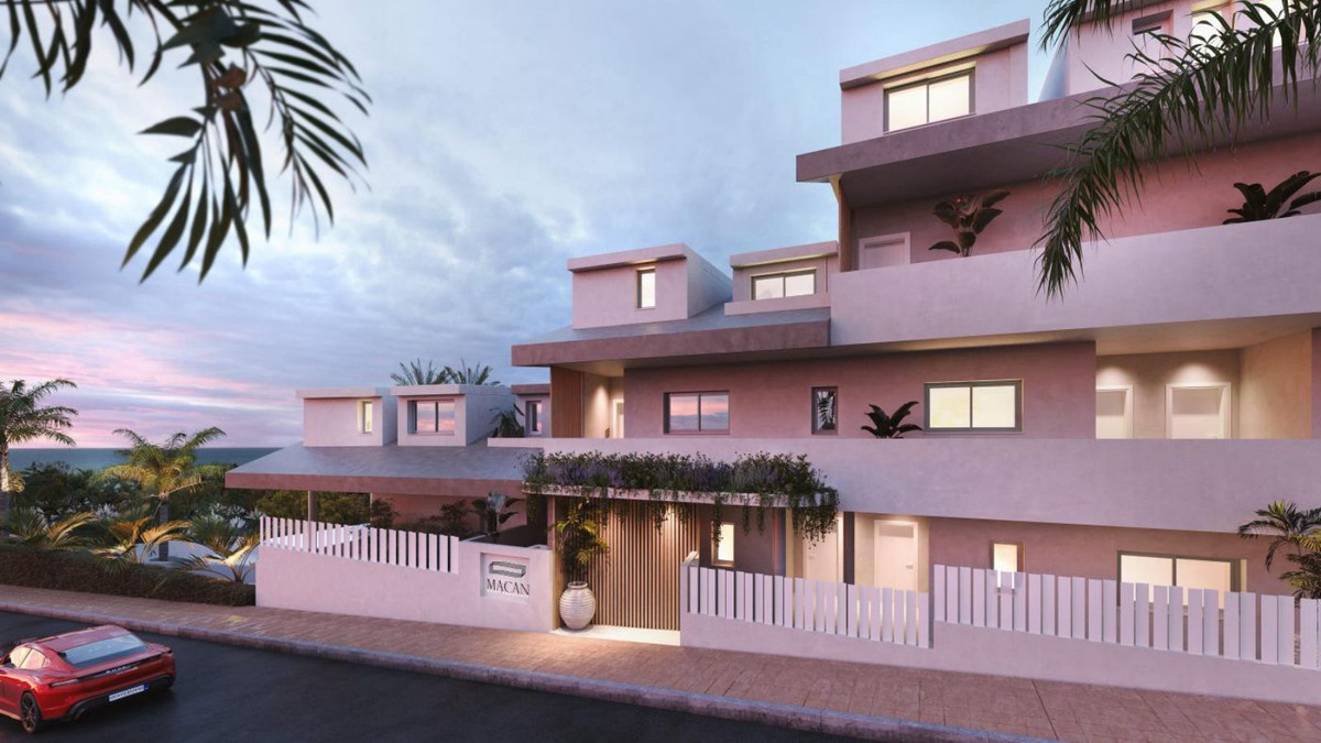 3 Bed, 2 Bath, ApartmentFor Sale, Benalmadena Costa, Malaga