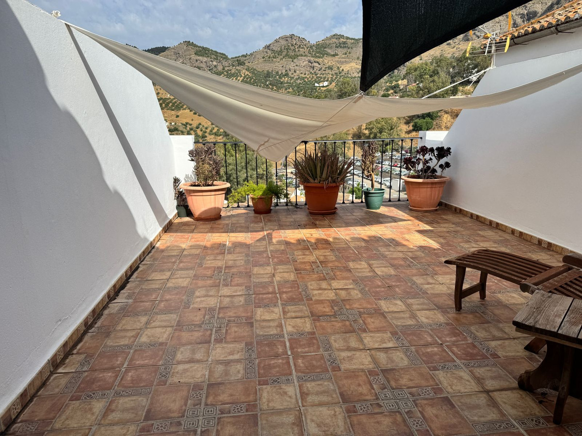 4 Bed, 3 Bath, HouseFor Sale, Álora, Malaga