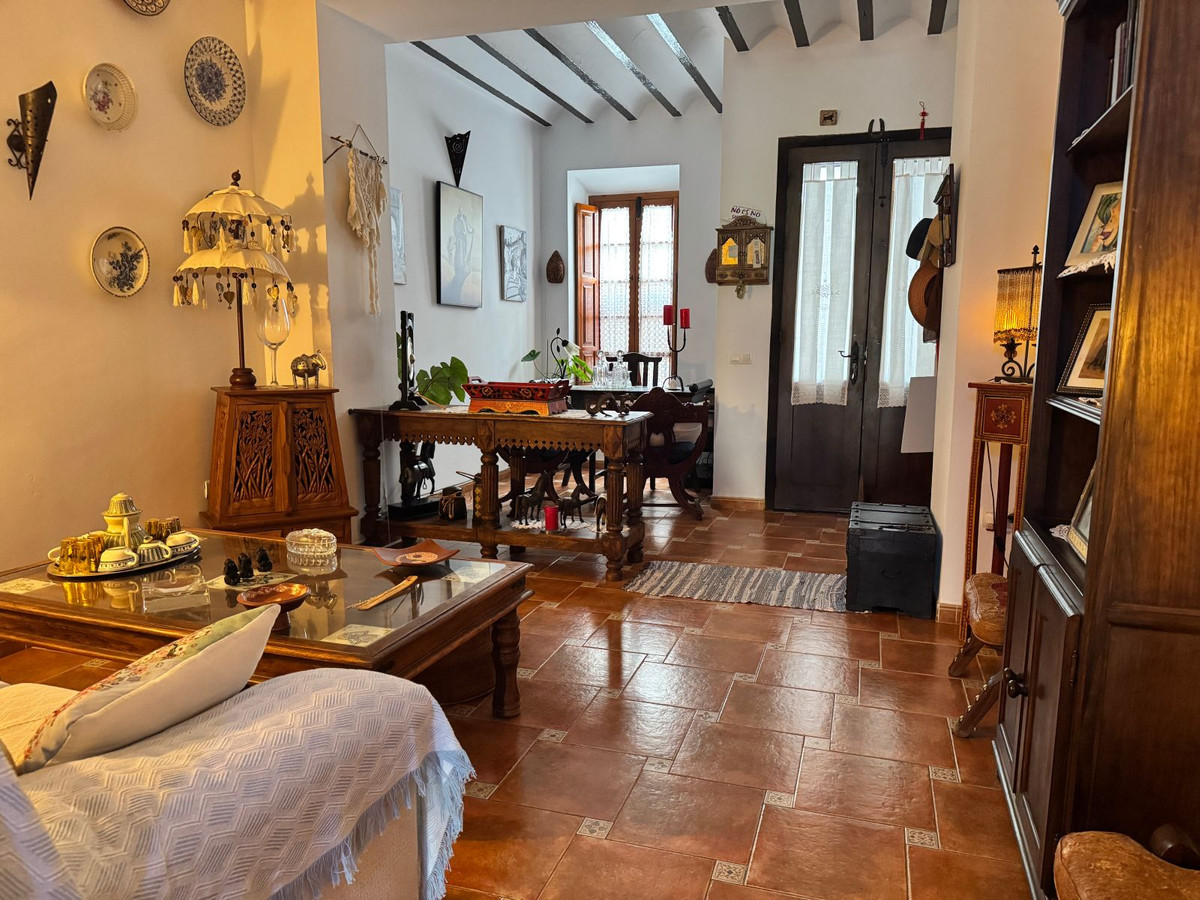 4 Bed, 3 Bath, HouseFor Sale, Álora, Malaga