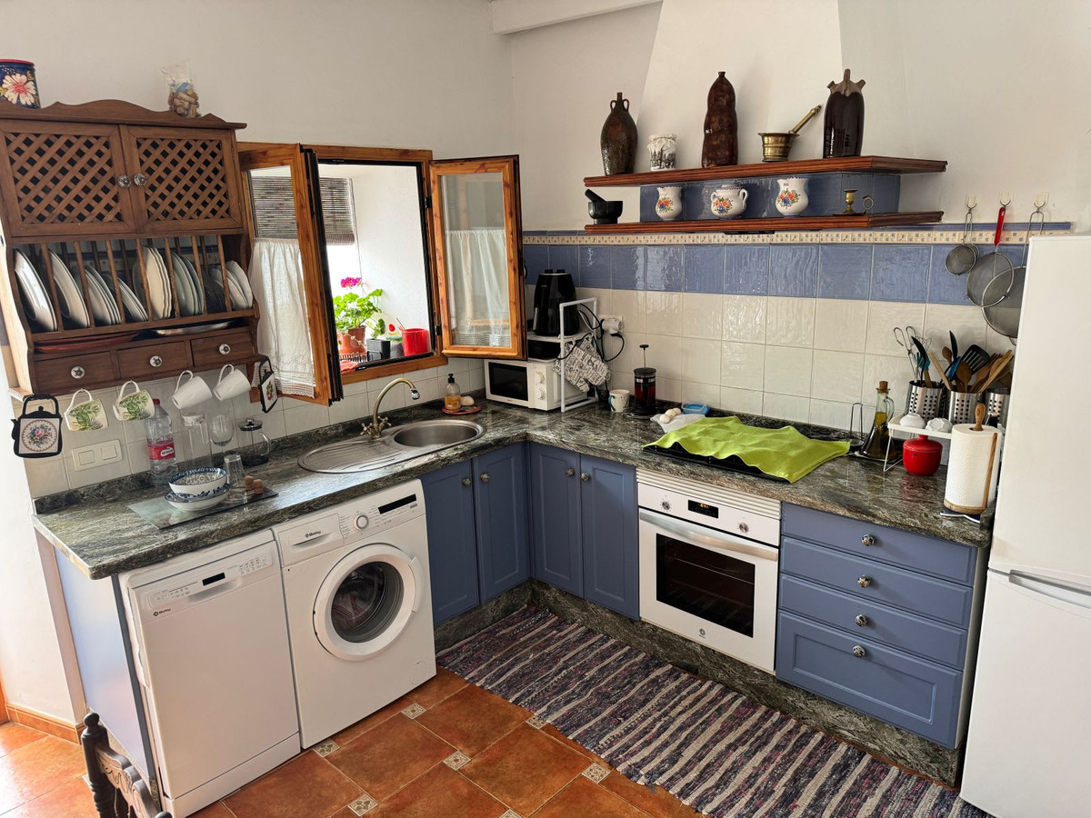 4 Bed, 3 Bath, HouseFor Sale, Álora, Malaga