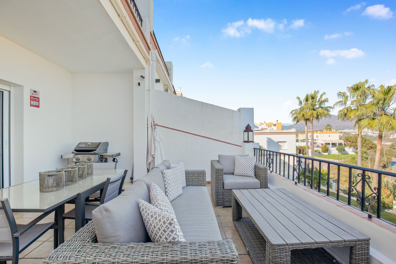 5 Bed, 3 Bath, HouseFor Sale, Manilva, Malaga