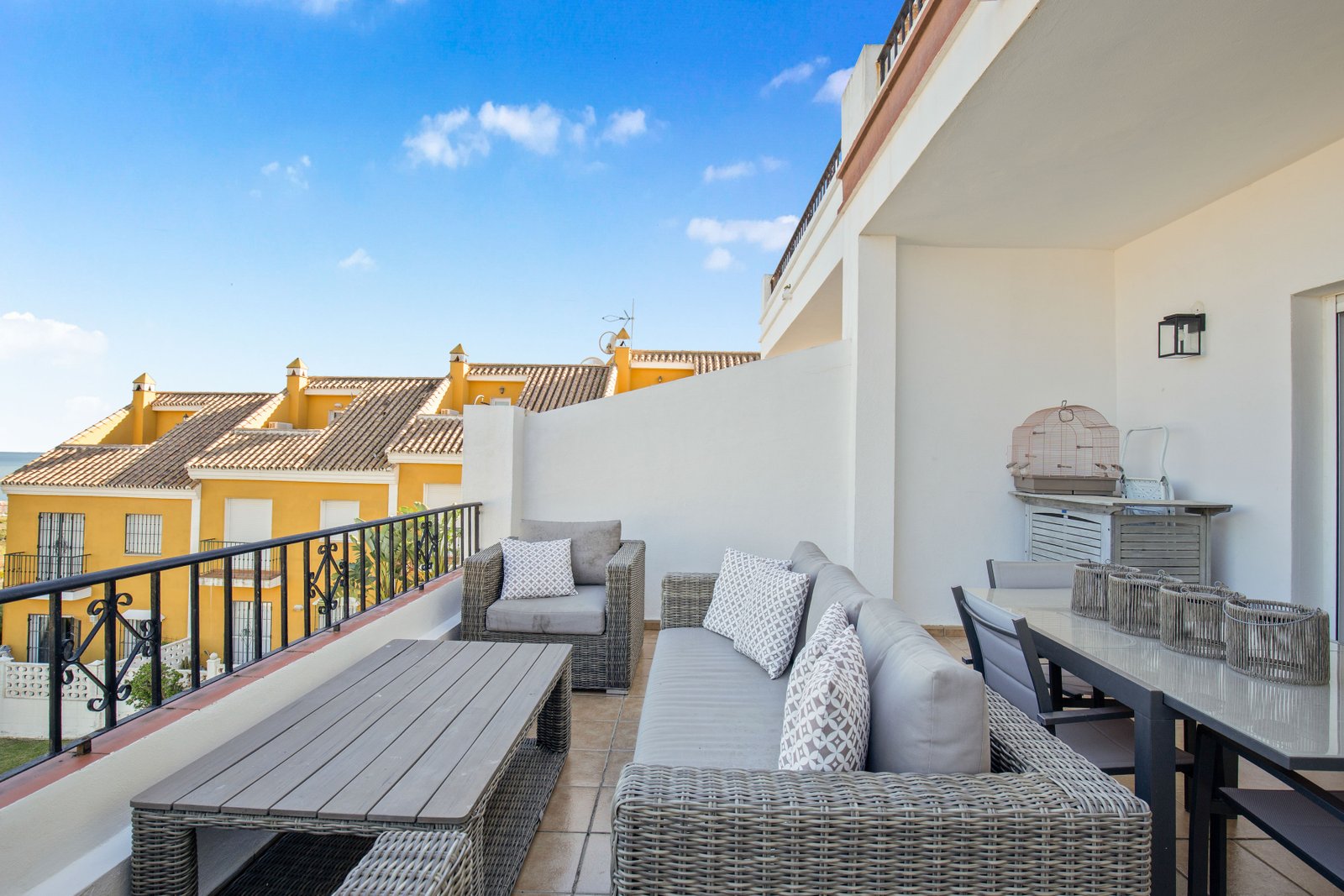 5 Bed, 3 Bath, HouseFor Sale, Manilva, Malaga