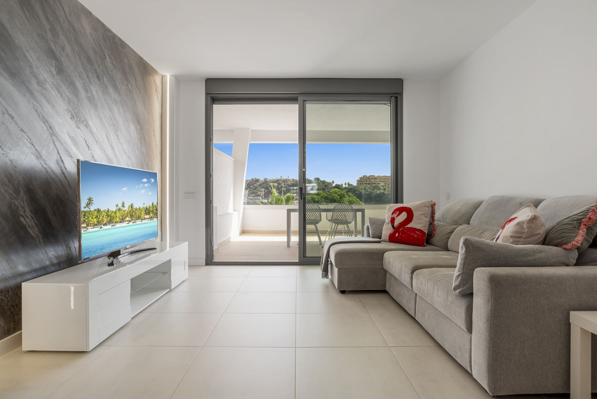 2 Bed, 2 Bath, ApartmentFor Sale, Estepona, Malaga