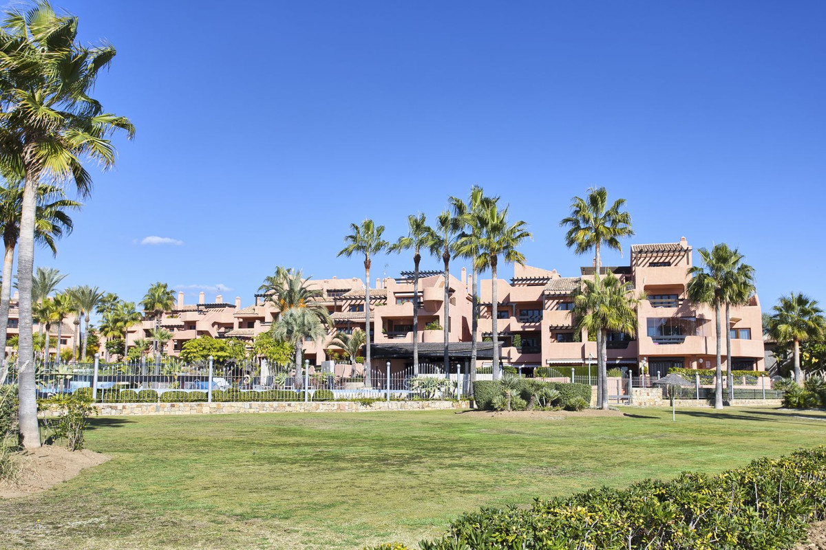 2 Bed, 2 Bath, ApartmentFor Sale, New Golden Mile, Malaga