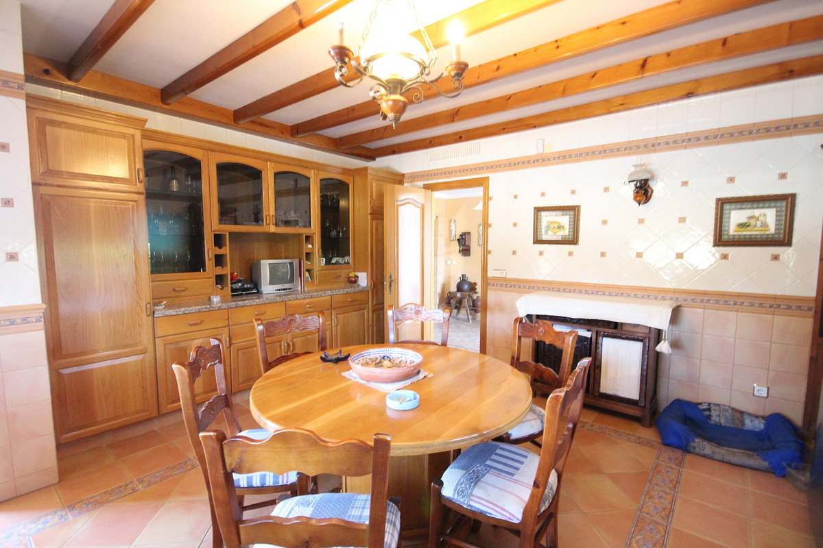 Commercial Property, For Sale