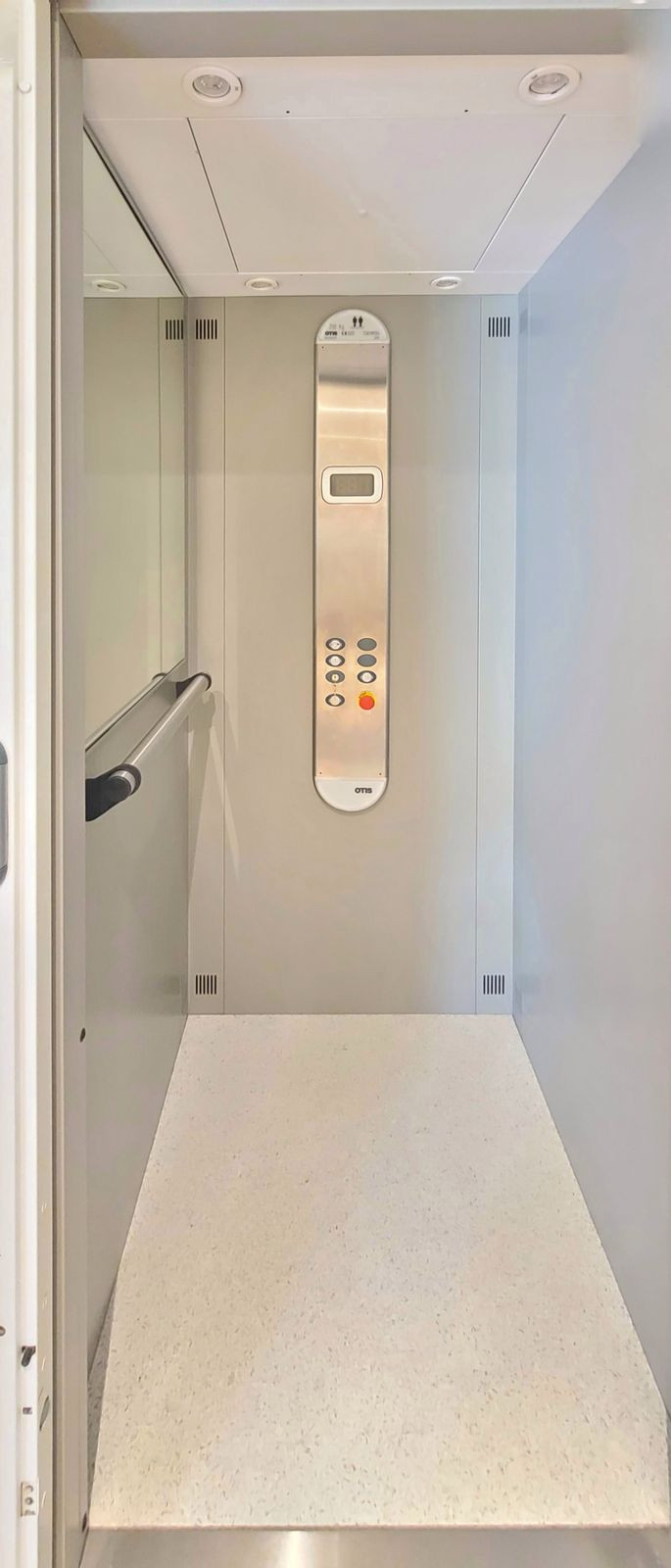 5 Bed, 4 Bath, HouseFor Sale, The Golden Mile, Malaga