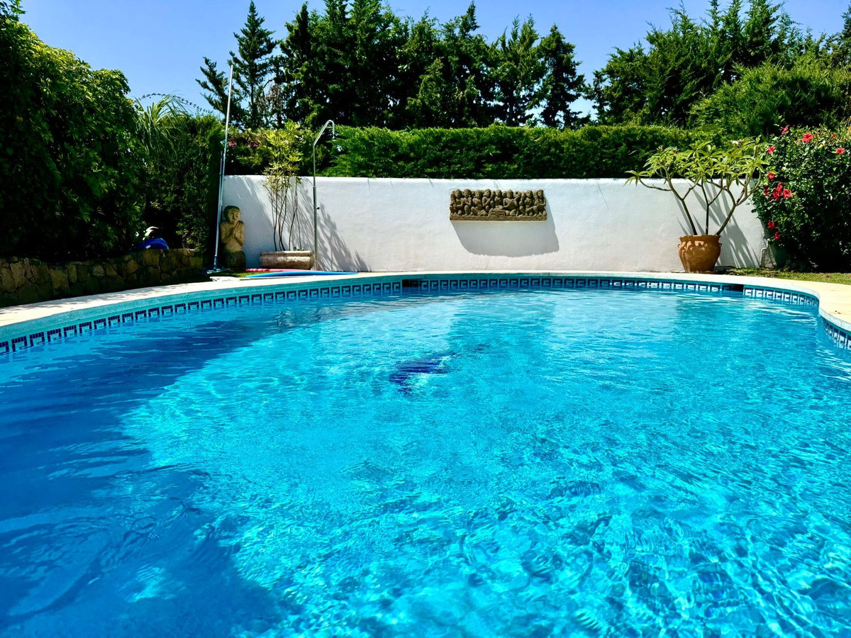 3 Bed, 2 Bath, HouseFor Sale, La Quinta, Malaga