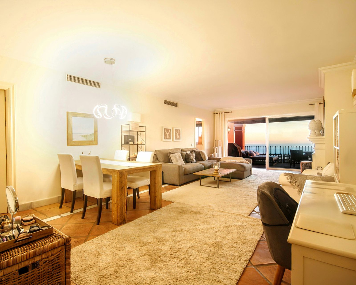 2 Bed, 2 Bath, ApartmentFor Sale, Elviria, Malaga