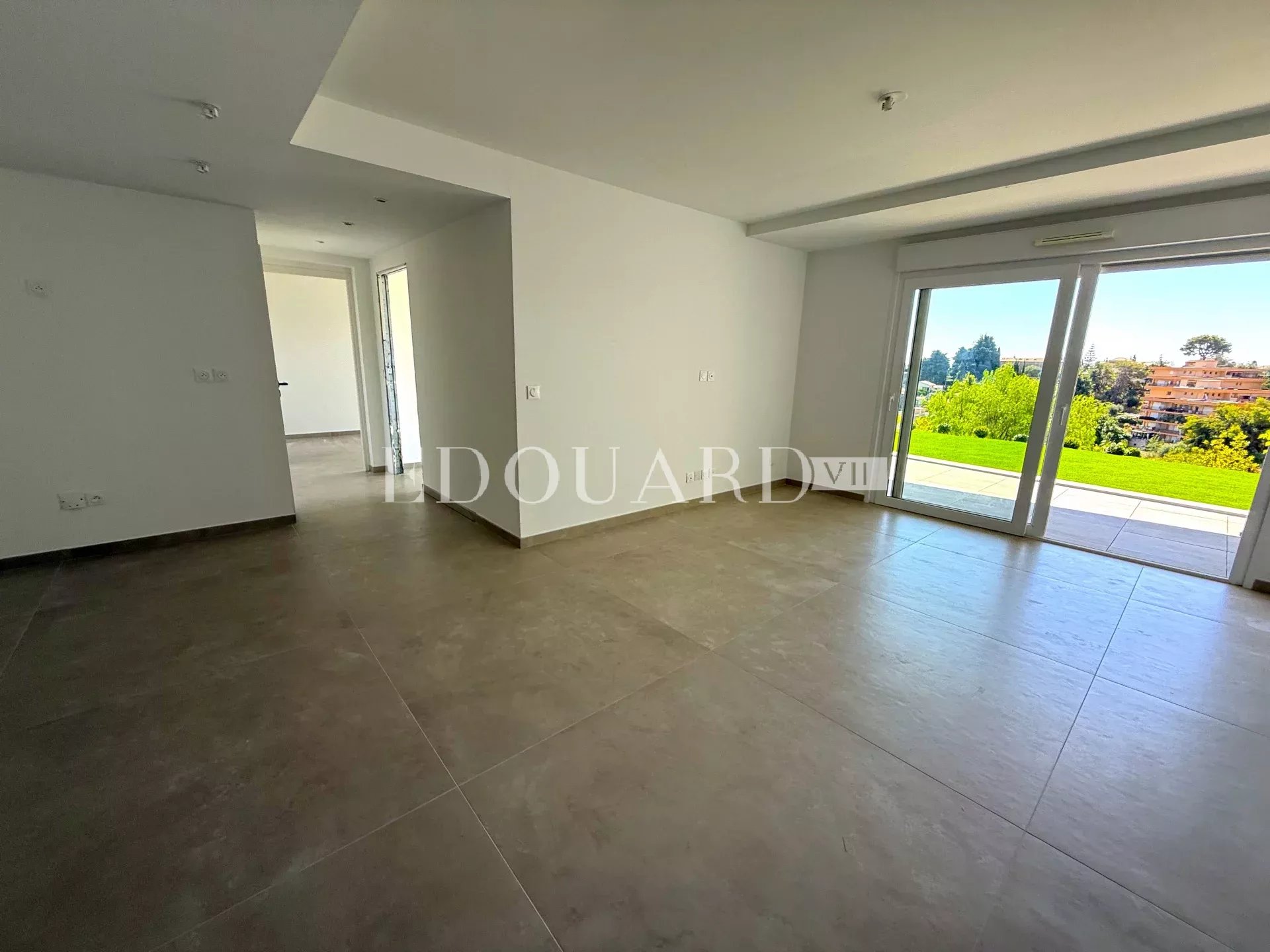 2 Bed, 2 Bath, ApartmentFor Sale, Roquebrune-Cap-Martin, Alpes-Maritimes