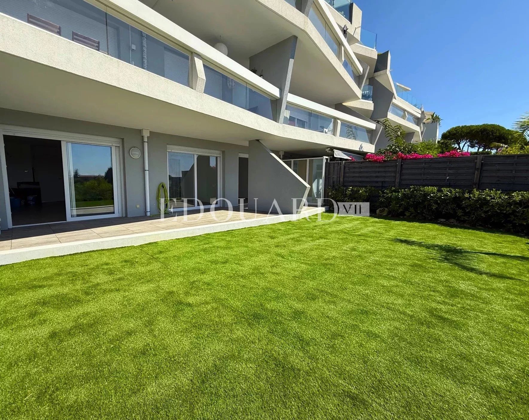 2 Bed, 2 Bath, ApartmentFor Sale, Roquebrune-Cap-Martin, Alpes-Maritimes