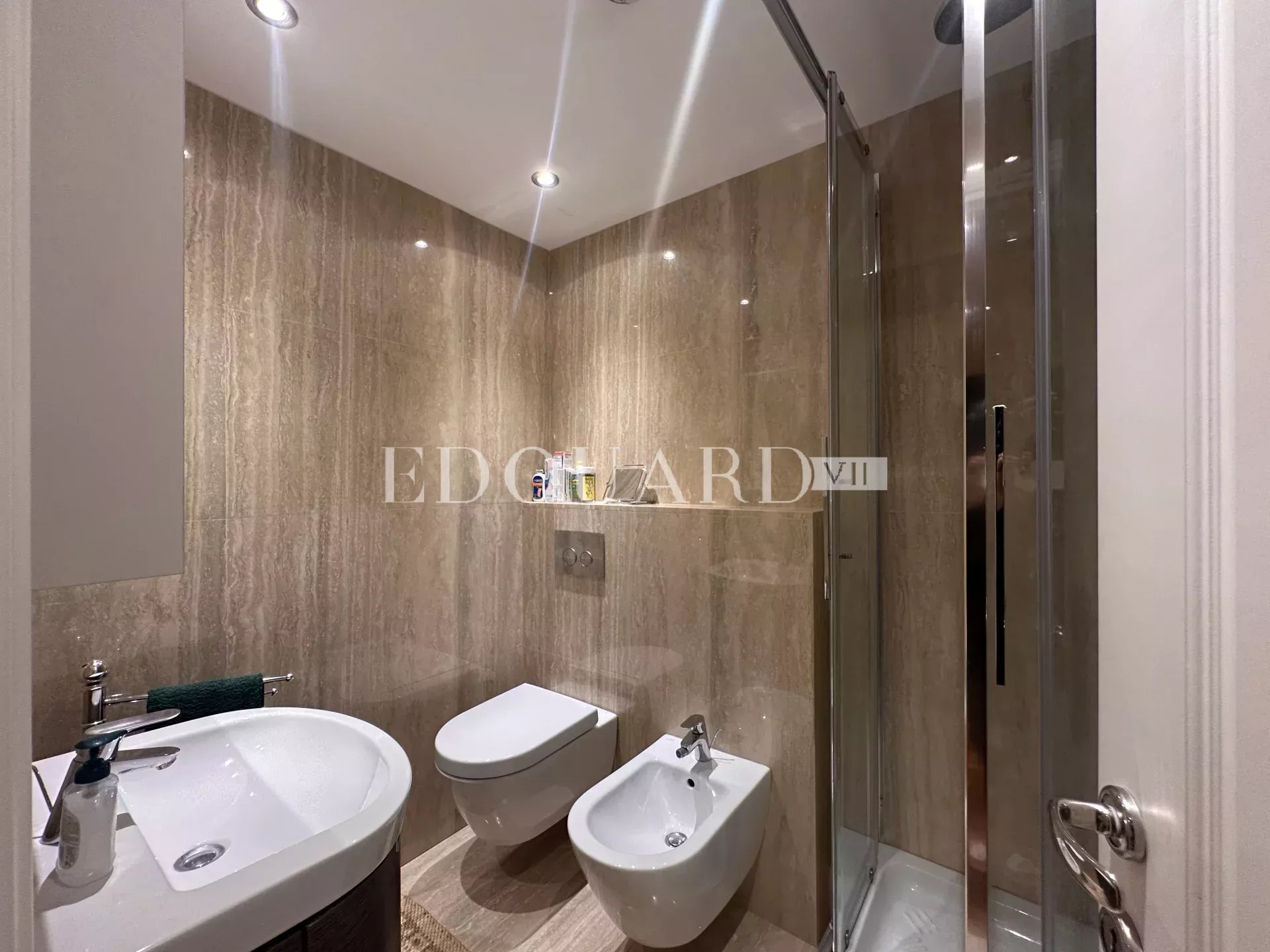 1 Bed, 1 Bath, ApartmentFor Sale, Menton, Alpes-Maritimes