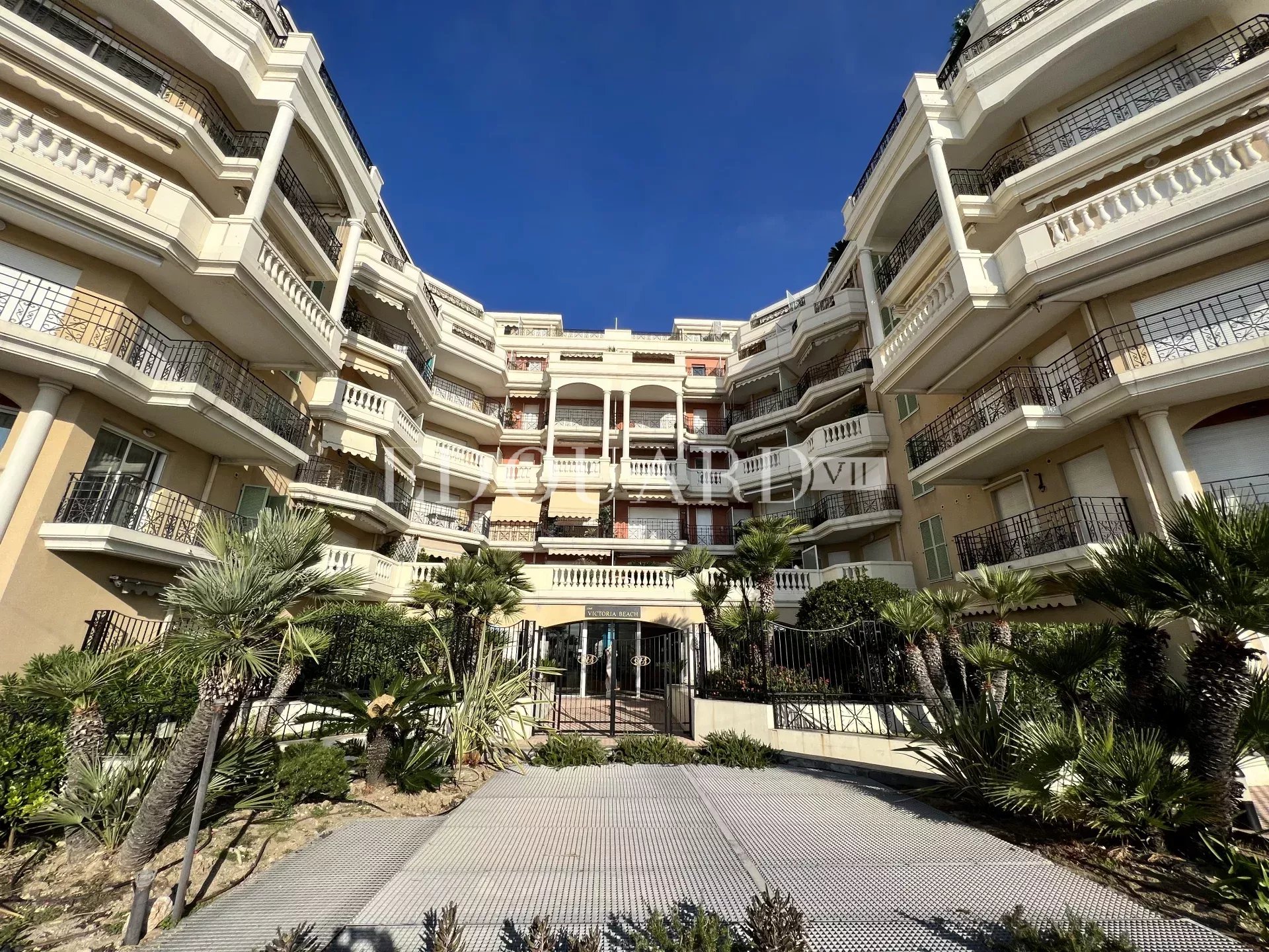 1 Bed, 1 Bath, ApartmentFor Sale, Menton, Alpes-Maritimes