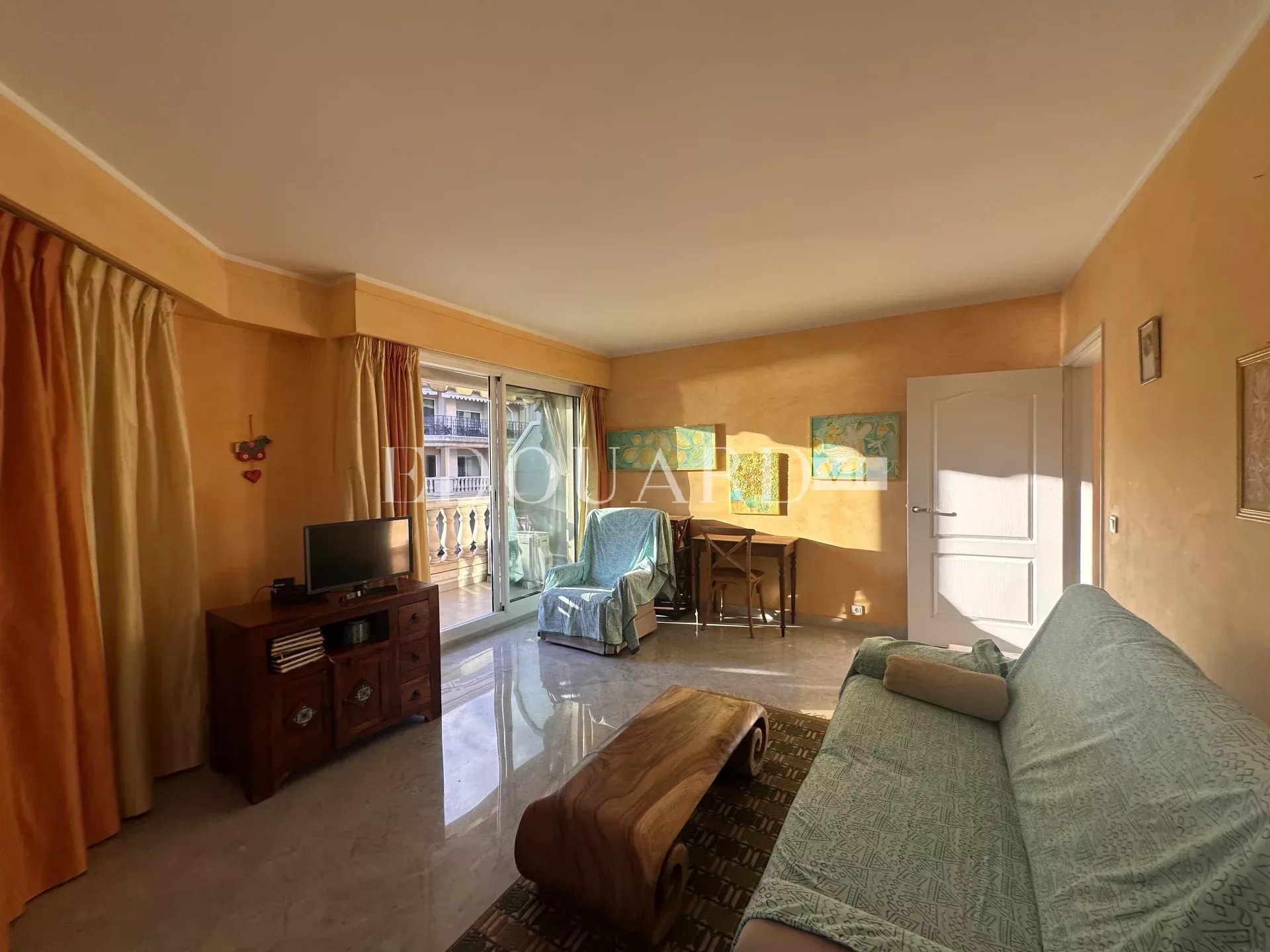 1 Bed, 1 Bath, ApartmentFor Sale, Menton, Alpes-Maritimes