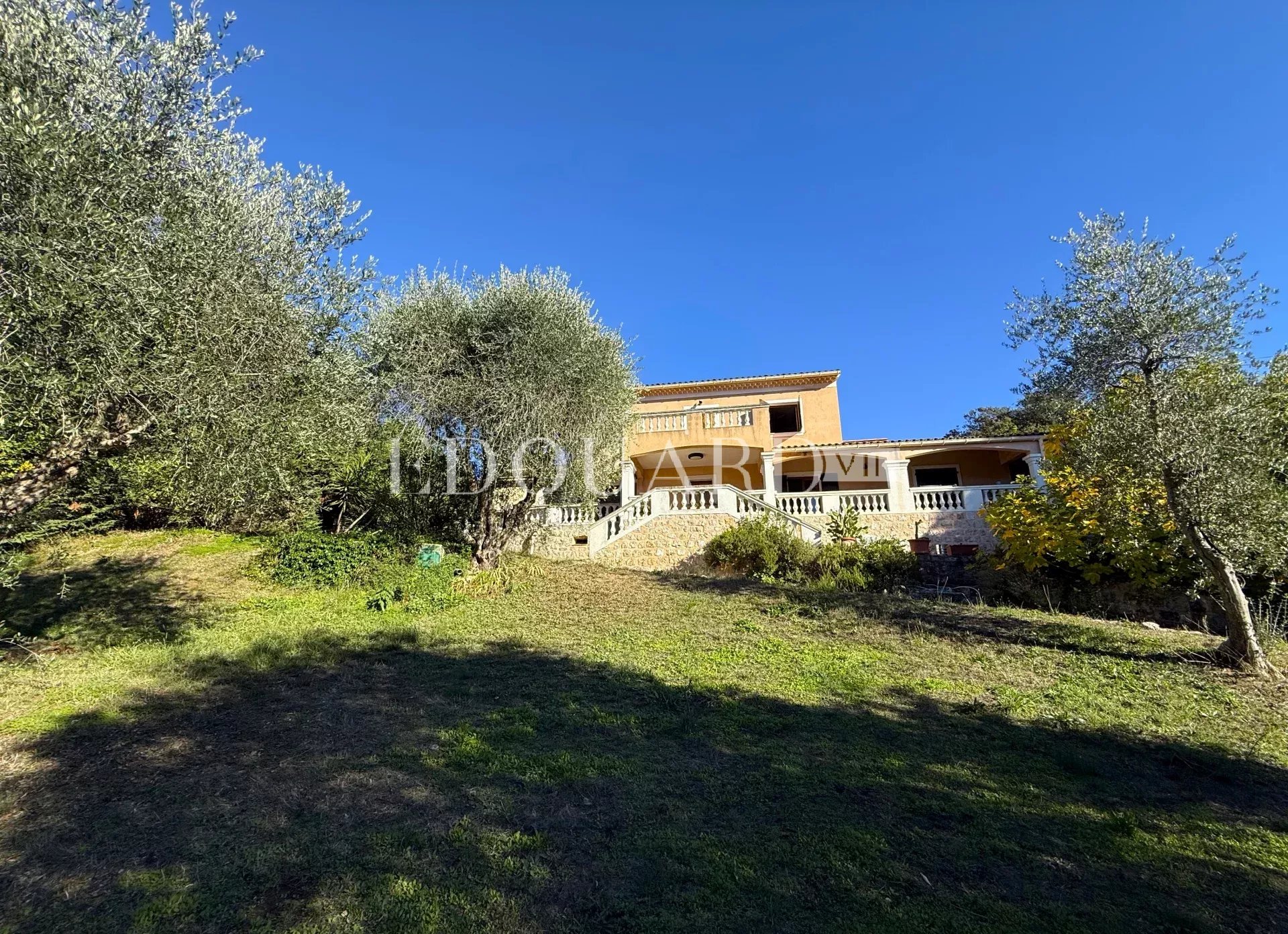 6 Bed, 3 Bath, HouseFor Sale, La Turbie, Alpes-Maritimes