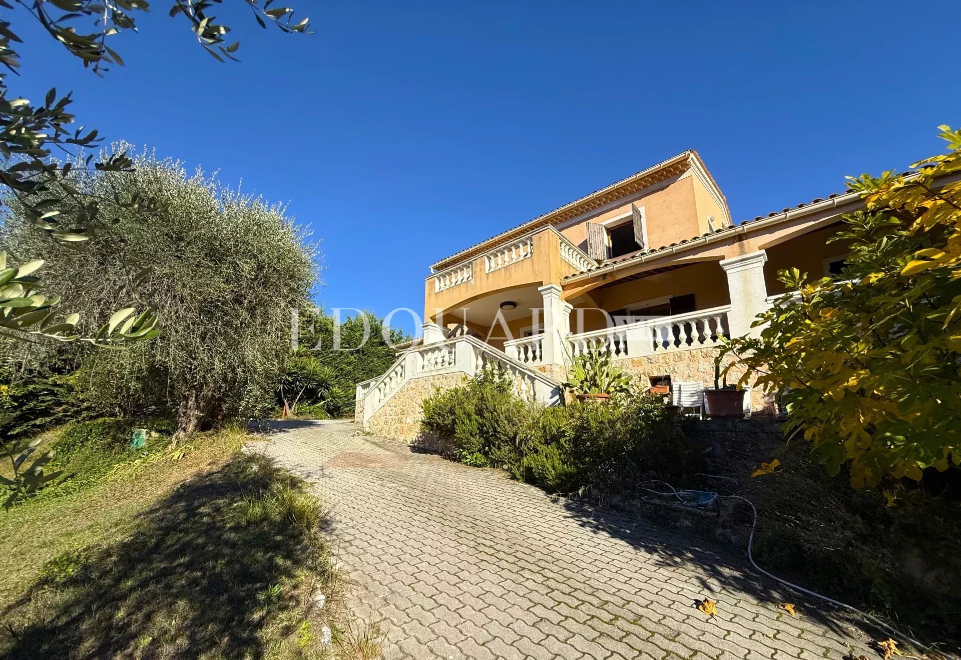 6 Bed, 3 Bath, HouseFor Sale, La Turbie, Alpes-Maritimes