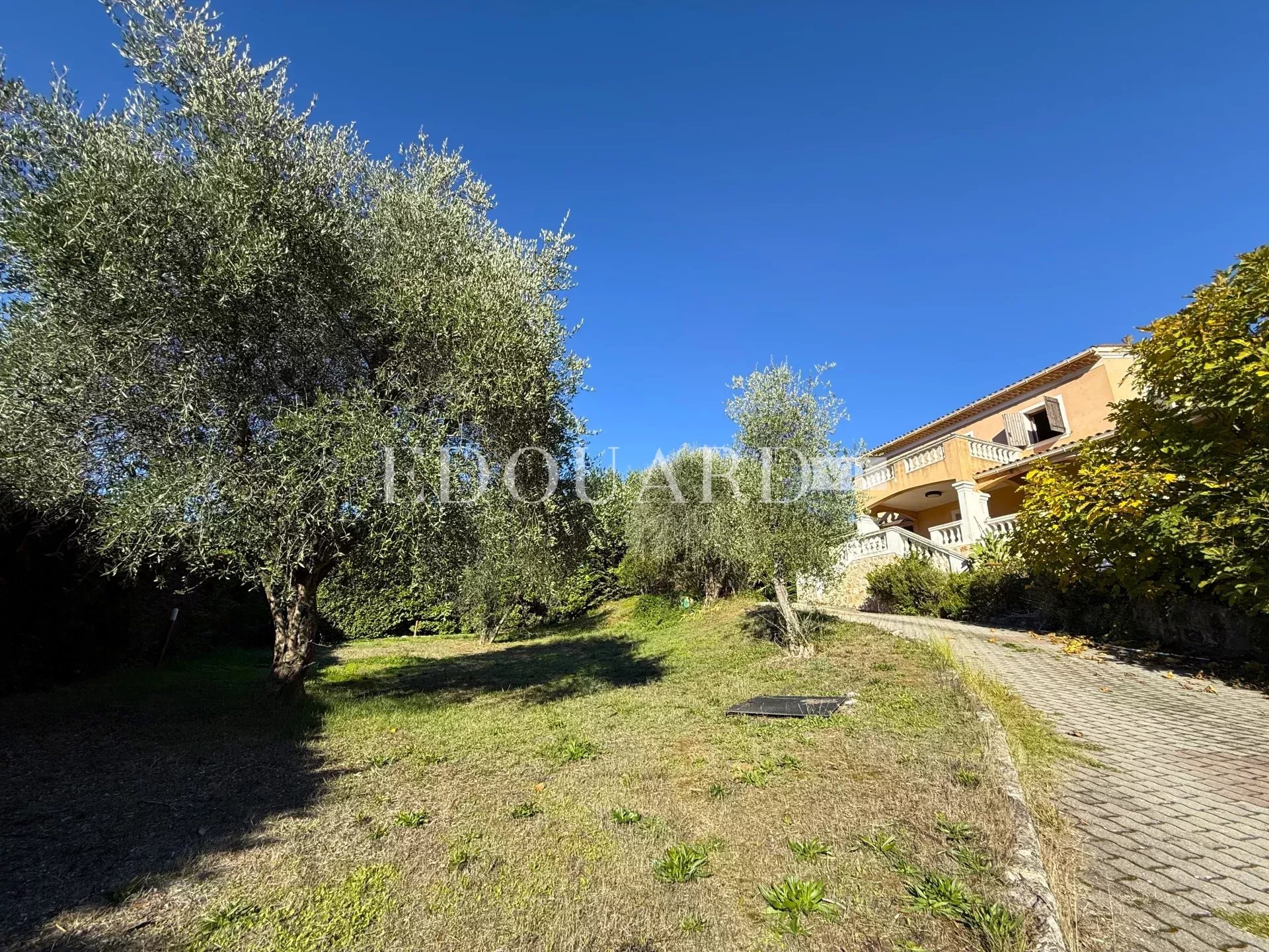 6 Bed, 3 Bath, HouseFor Sale, La Turbie, Alpes-Maritimes