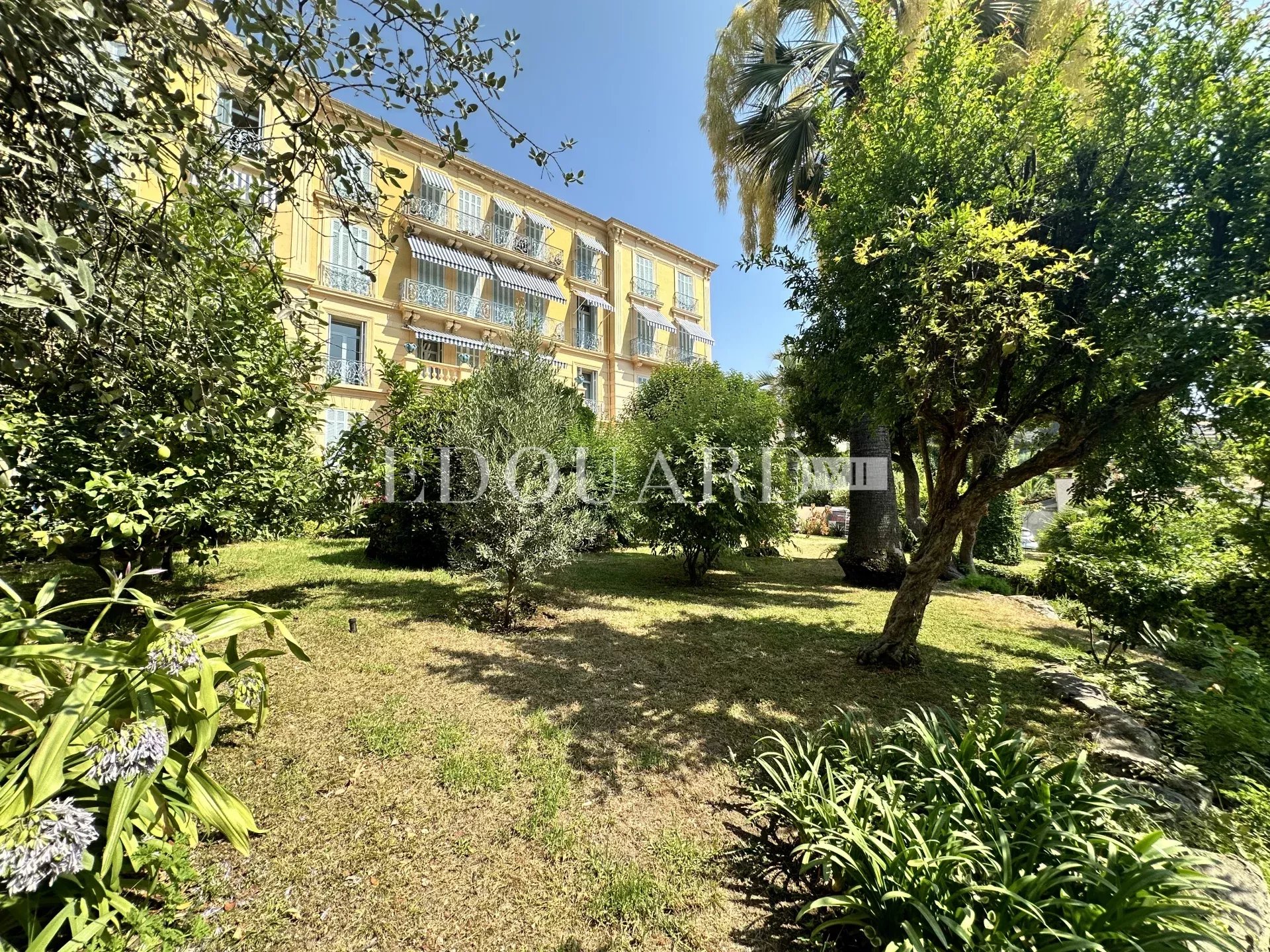 3 Bed, 2 Bath, ApartmentFor Sale, Menton, Alpes-Maritimes