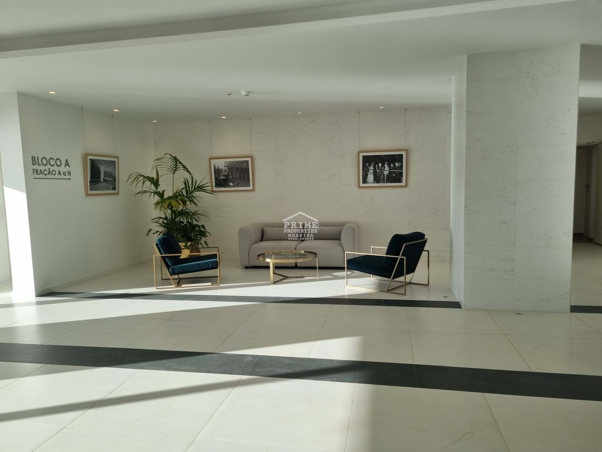 4 Bed, 3 Bath, ApartmentFor Sale, Funchal, Ilha da Madeira, 9000-098