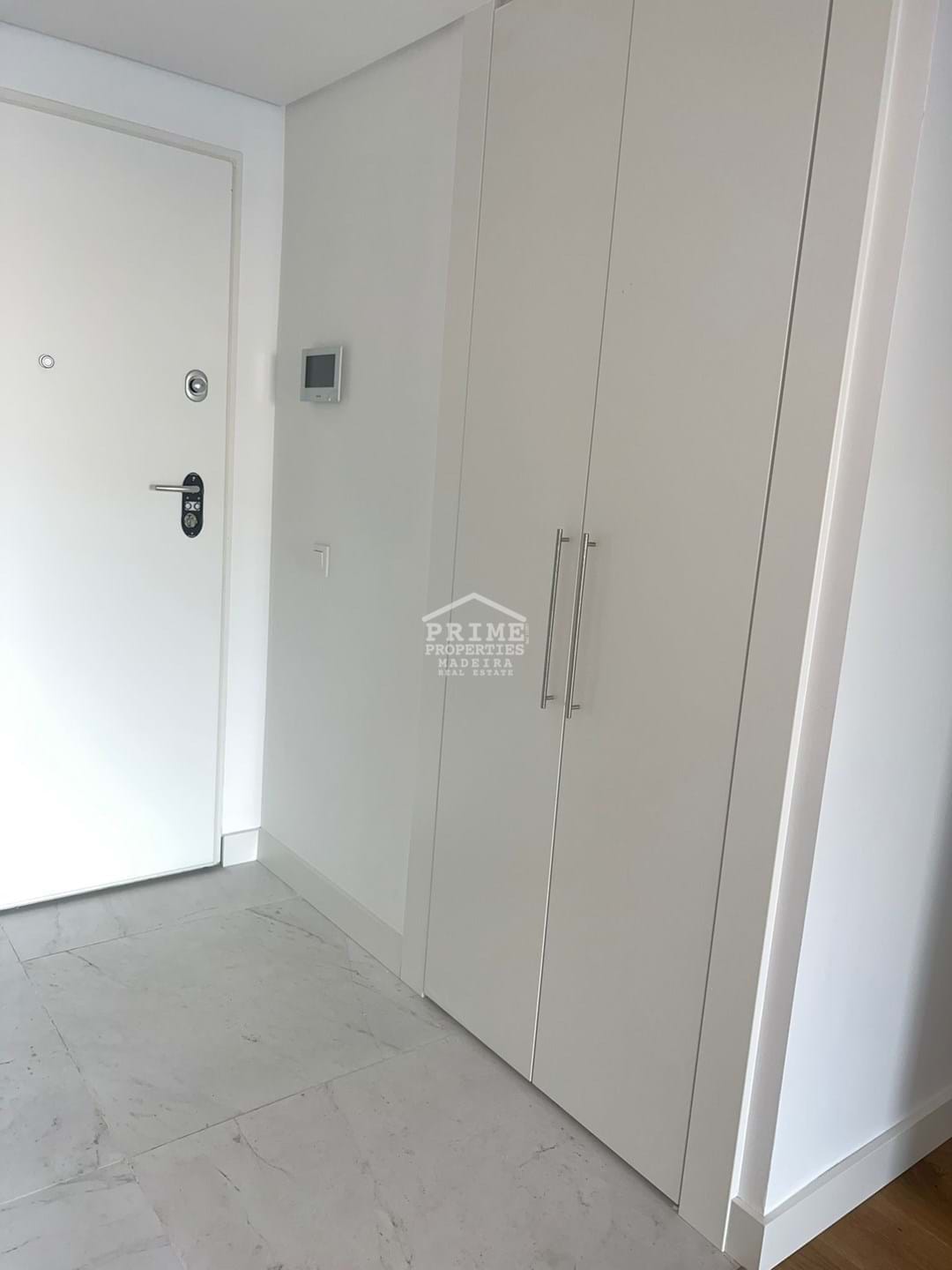 4 Bed, 3 Bath, ApartmentFor Sale, Funchal, Ilha da Madeira, 9000-098