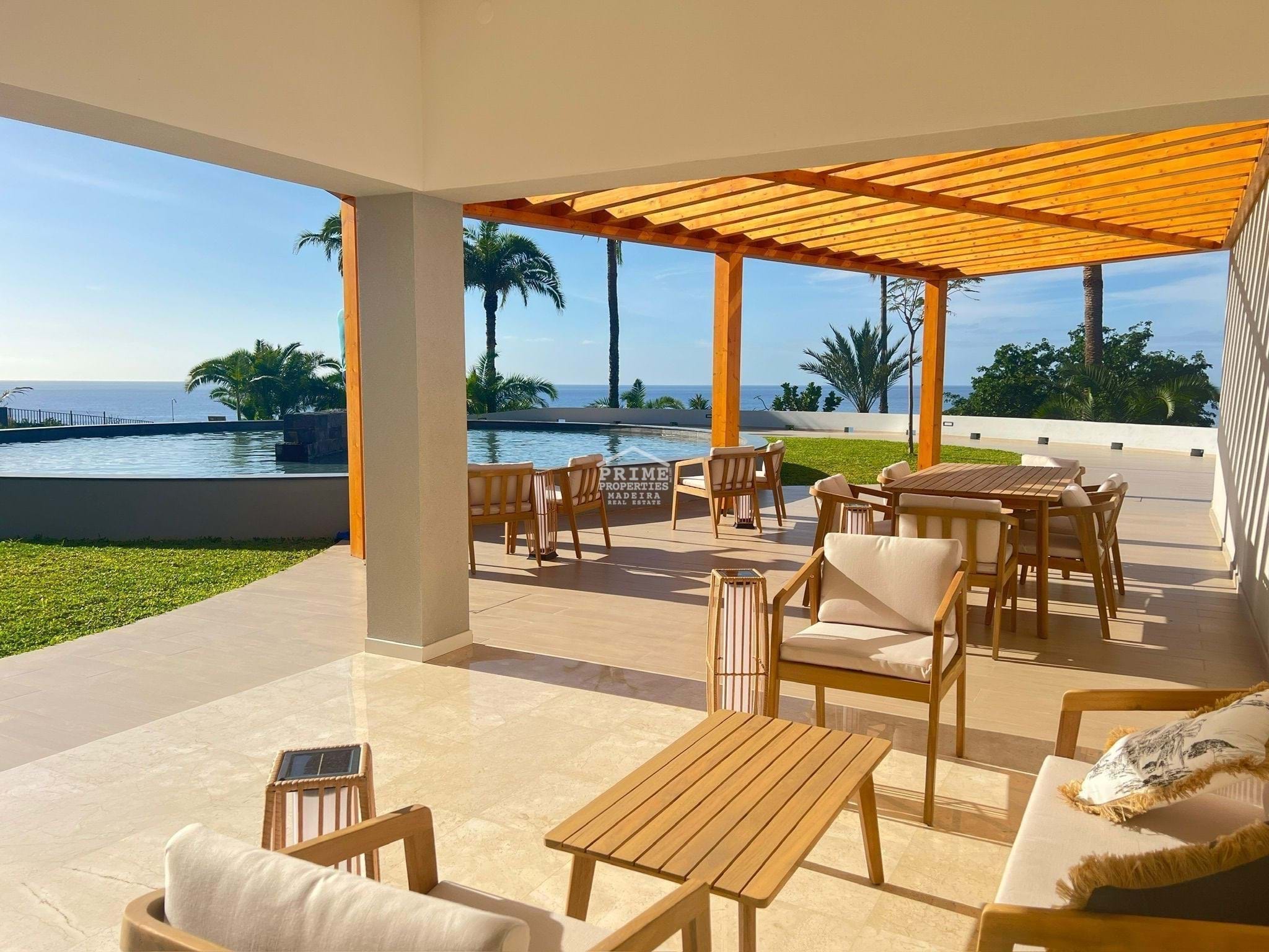 4 Bed, 3 Bath, ApartmentFor Sale, Funchal, Ilha da Madeira, 9000-098