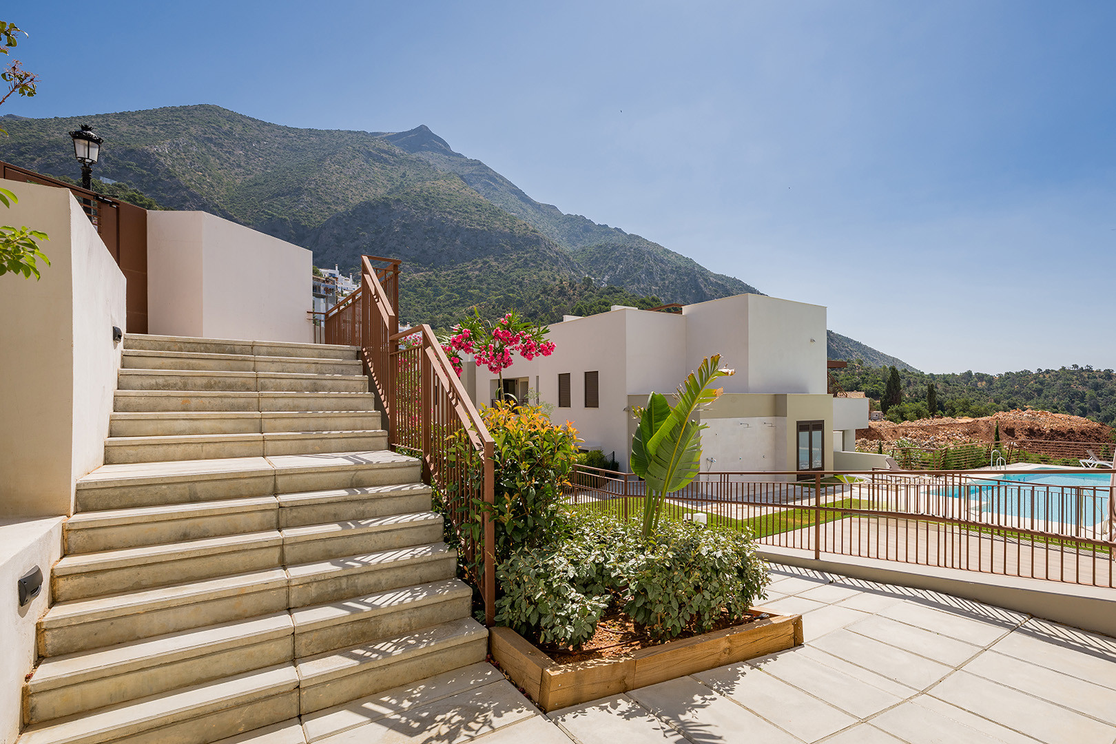 3 Bed, 2 Bath, ApartmentFor Sale, Istán, Malaga