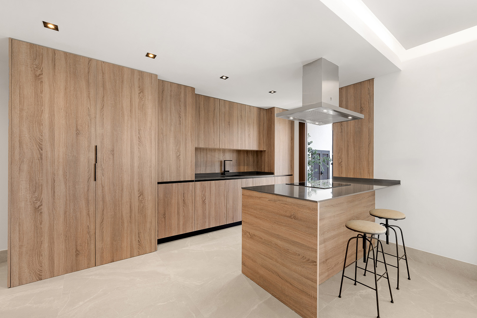 3 Bed, 2 Bath, ApartmentFor Sale, Istán, Malaga