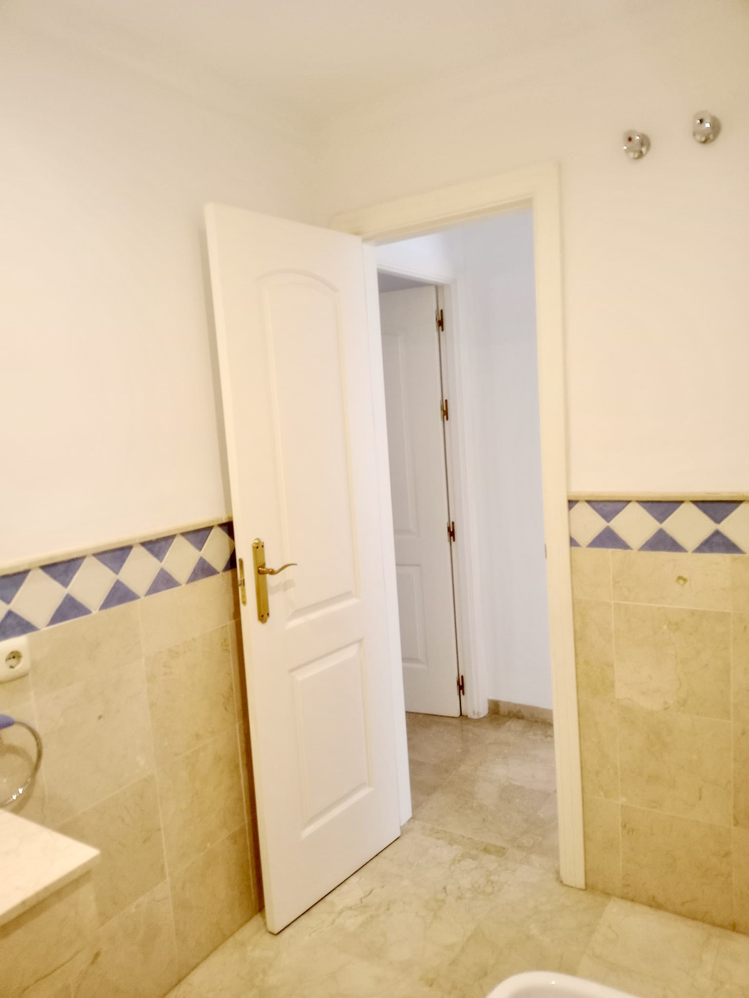 2 Bed, 2 Bath, ApartmentFor Sale, Marbella, Malaga