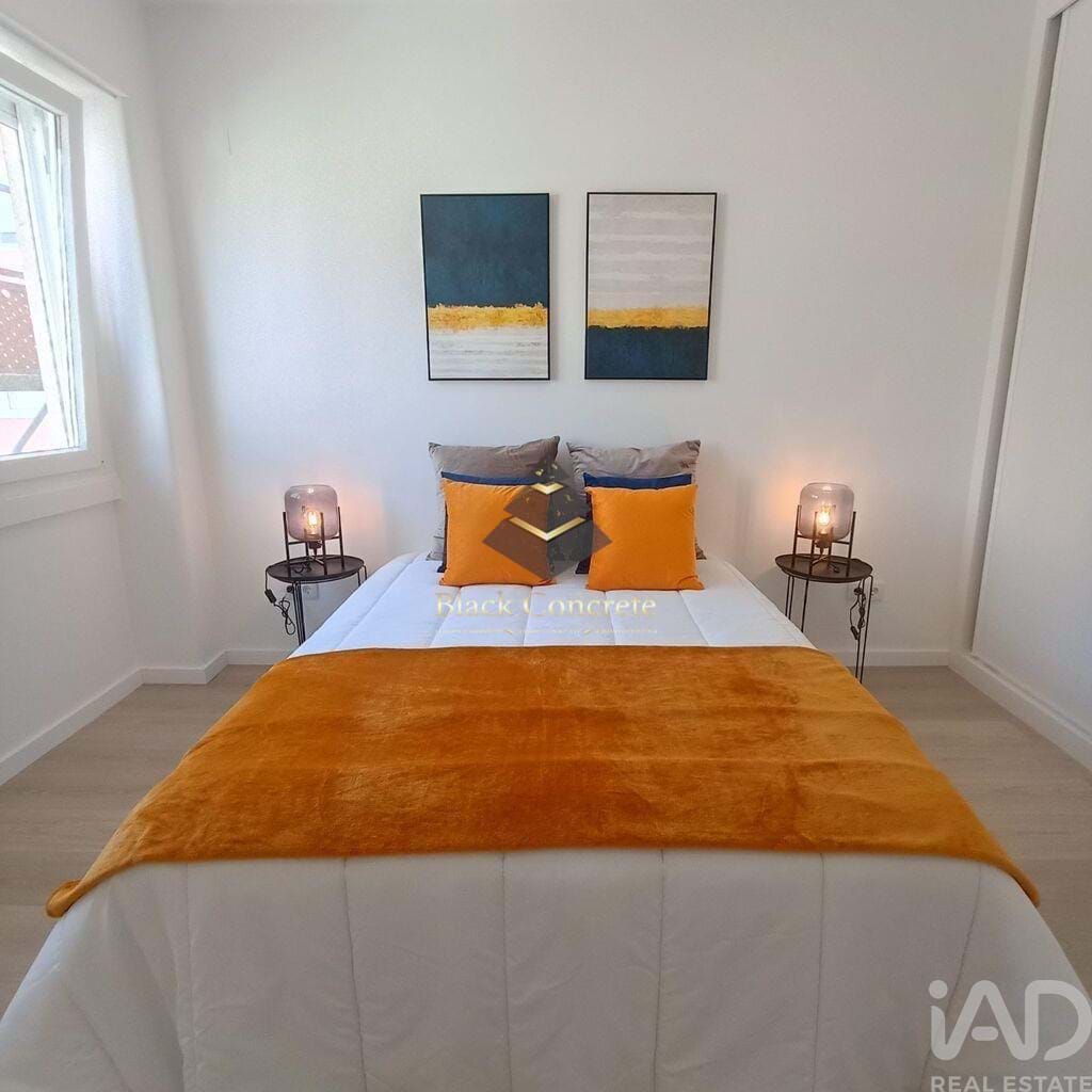 3 Bed, 2 Bath, ApartmentFor Sale, Lisboa, Lisboa, 1500-240