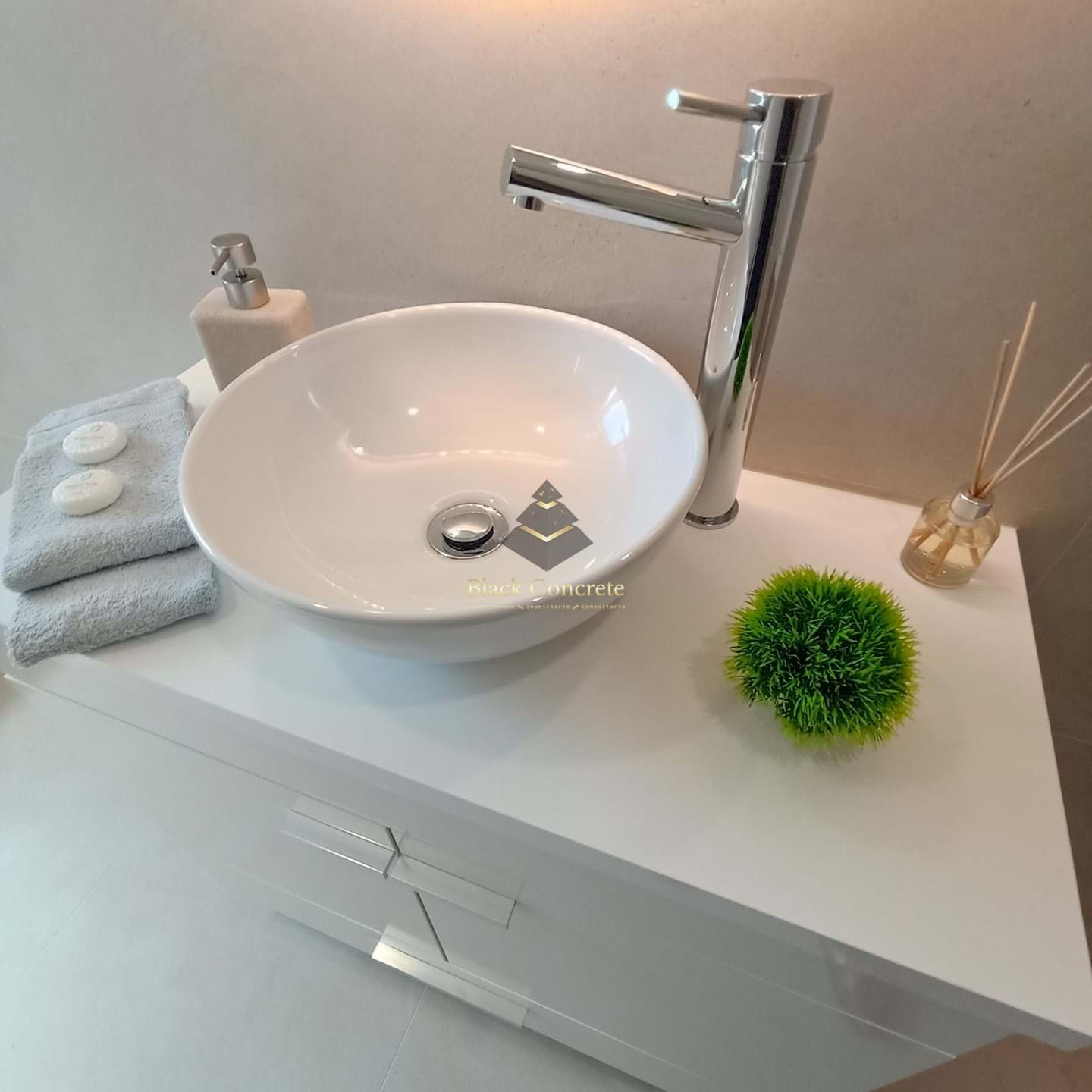 3 Bed, 2 Bath, ApartmentFor Sale, Lisboa, Lisboa, 1500-112