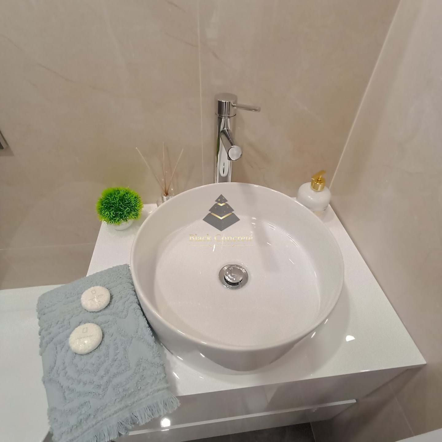 3 Bed, 2 Bath, ApartmentFor Sale, Lisboa, Lisboa, 1500-112