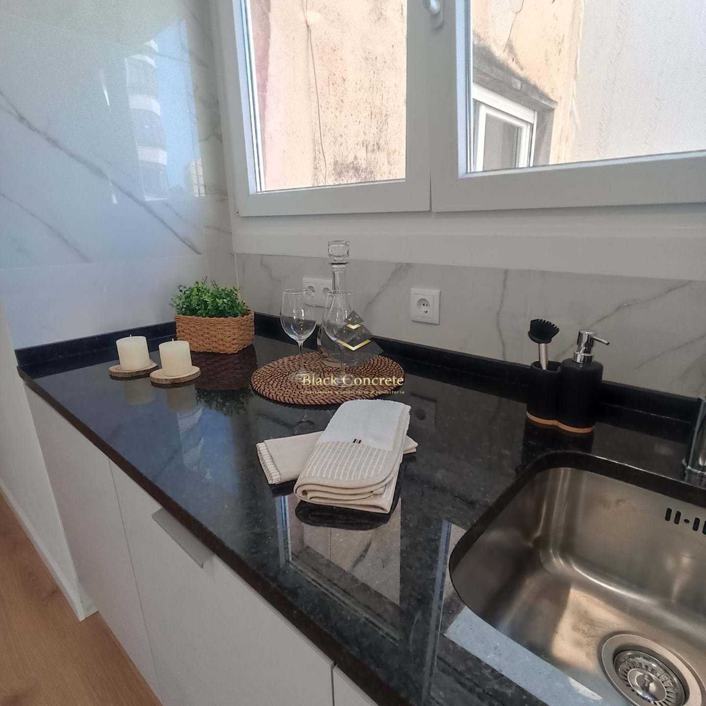 3 Bed, 2 Bath, ApartmentFor Sale, Lisboa, Lisboa, 1500-112