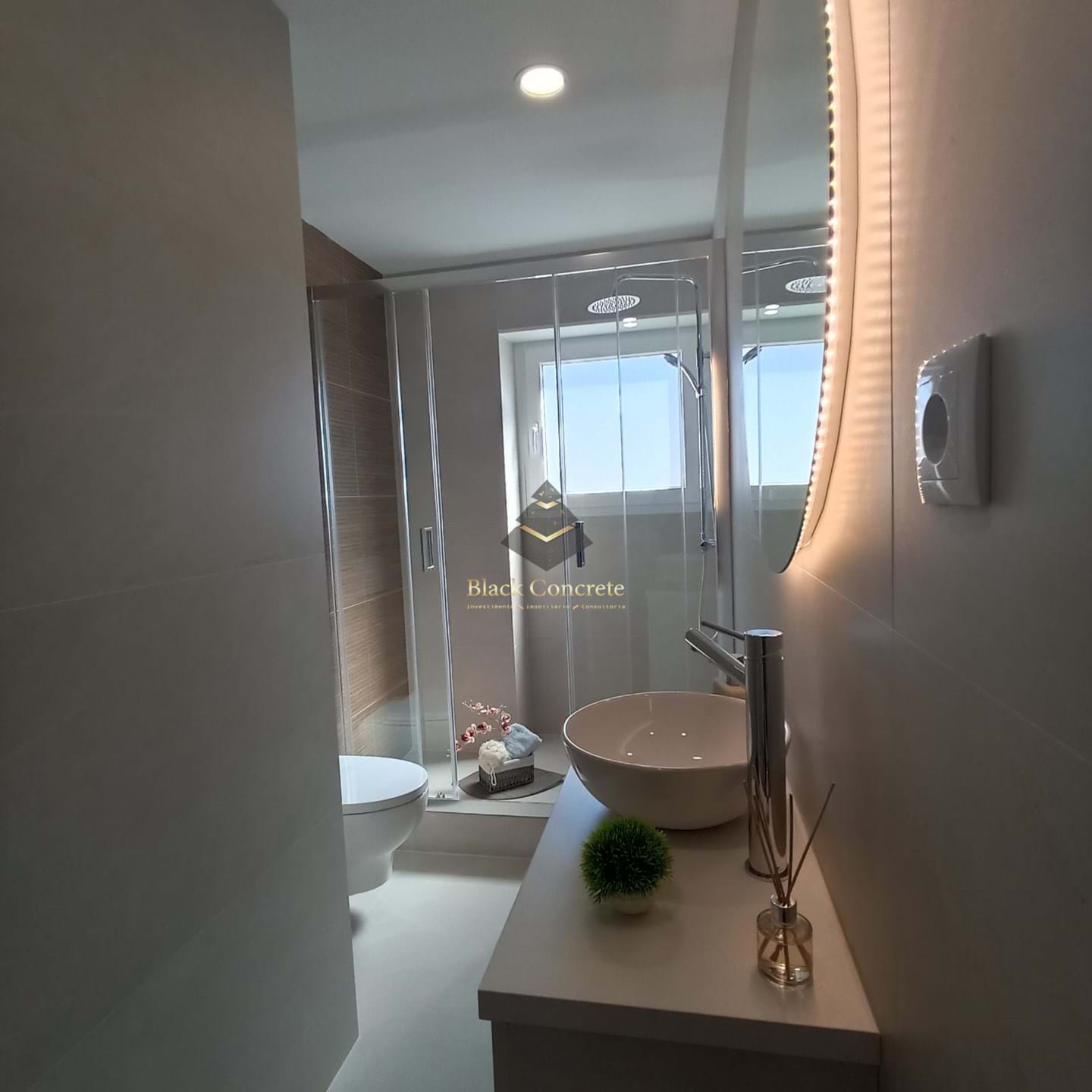 3 Bed, 2 Bath, ApartmentFor Sale, Lisboa, Lisboa, 1500-112