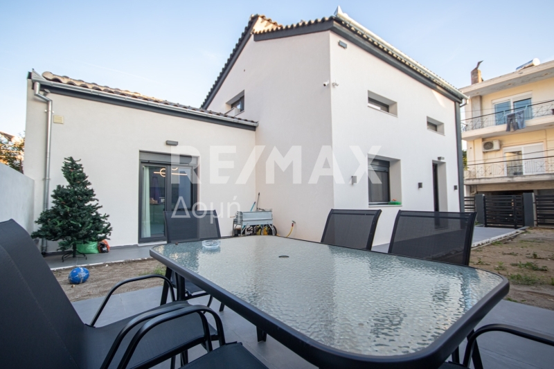 3 Bed, 2 Bath, HouseFor Sale, Center, Nea Ionia Volou, Magnesia