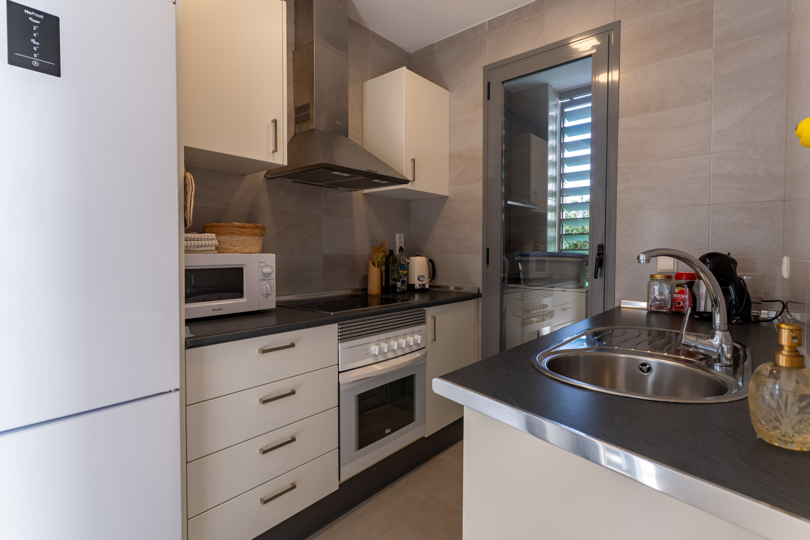 1 Bed, 1 Bath, ApartmentFor Sale, Vergel, Alicante