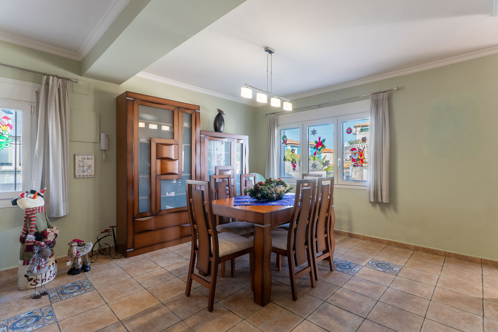 3 Bed, 2 Bath, HouseFor Sale, Denia, Alicante