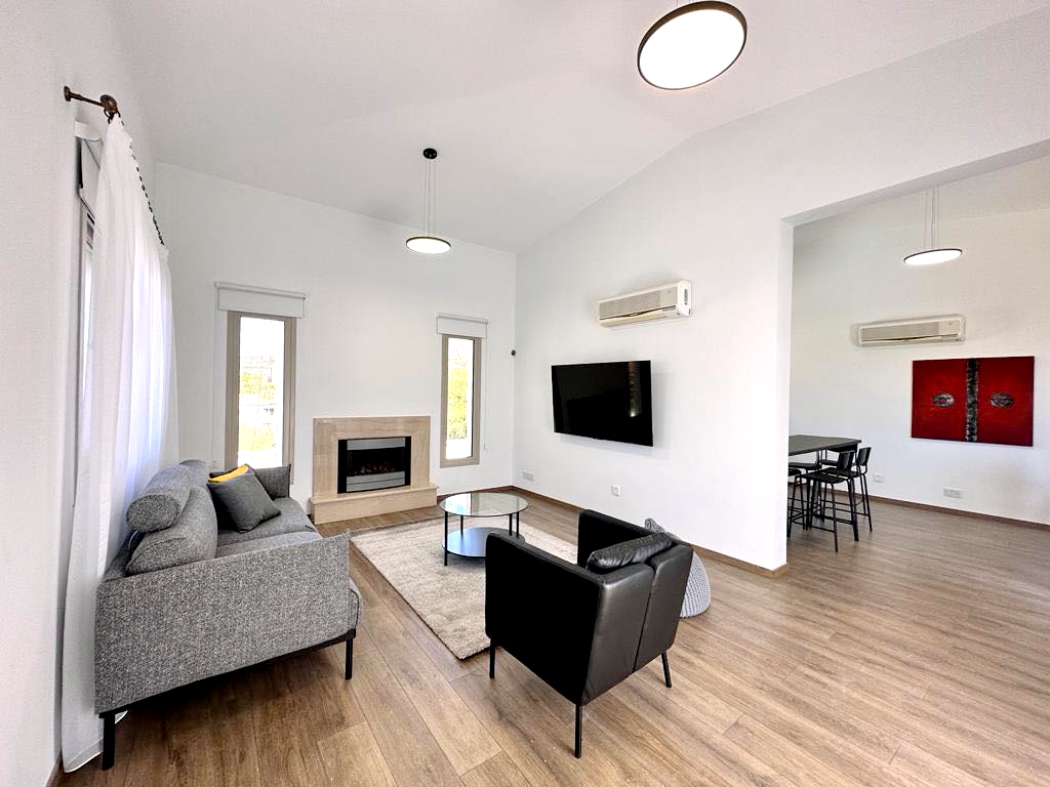 3 Bed, 2 Bath, HouseFor Sale, Paphos, Paphos